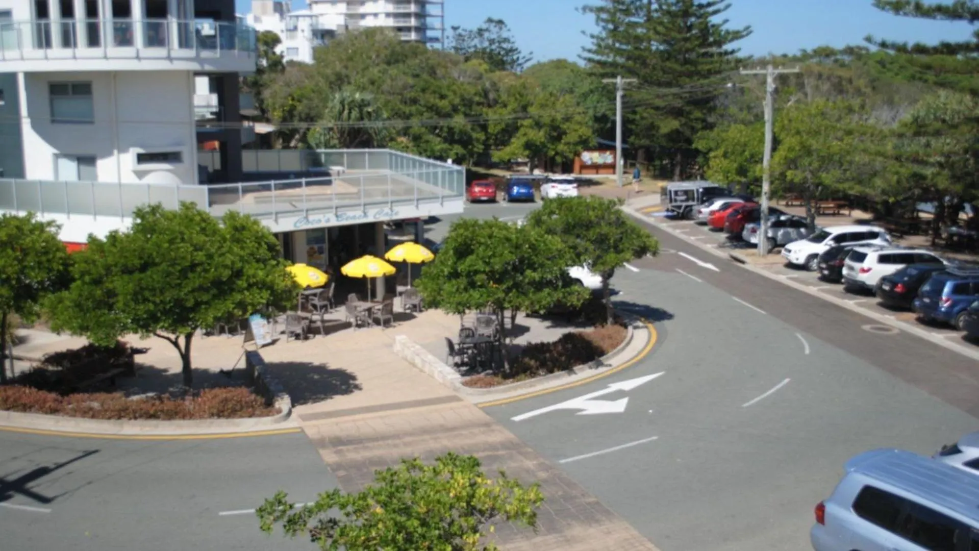Surfside One Unit 4 Apartment Kawana Waters Australia